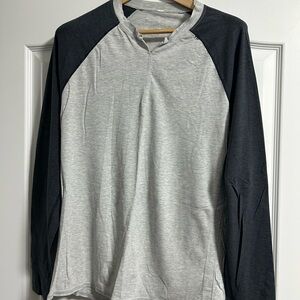 lululemon mens light Gray, dark Gray Long Sleeve Tee